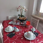 Apartment Atelier Leopardi In