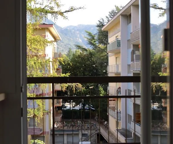 Atelier Leopardi In Apartament *