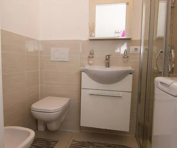 Apartament Atelier Leopardi In